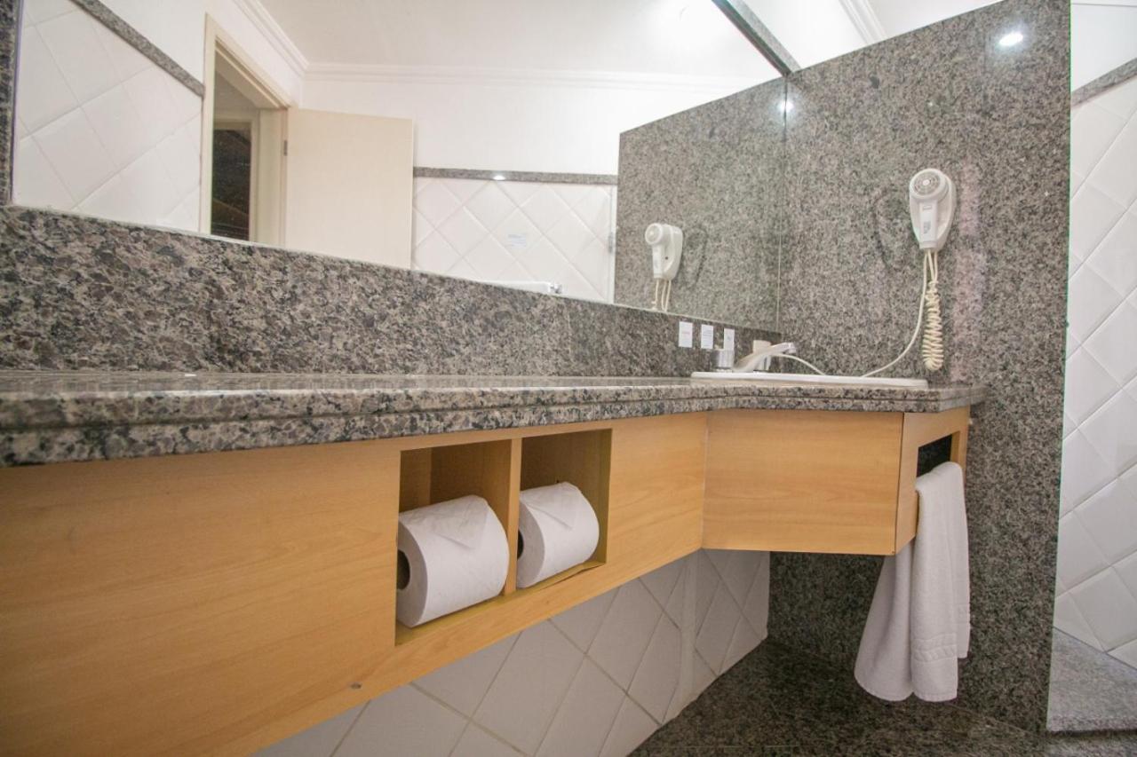 Flat Completo No Centro De Araxa - 901 Appartement Buitenkant foto